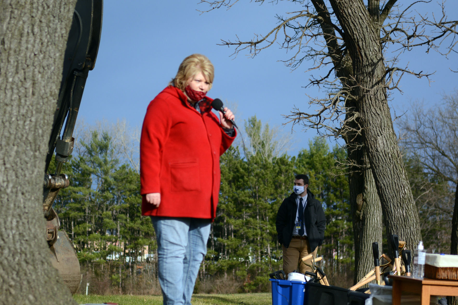 Baraboo school breaks ground on outdoor learning space